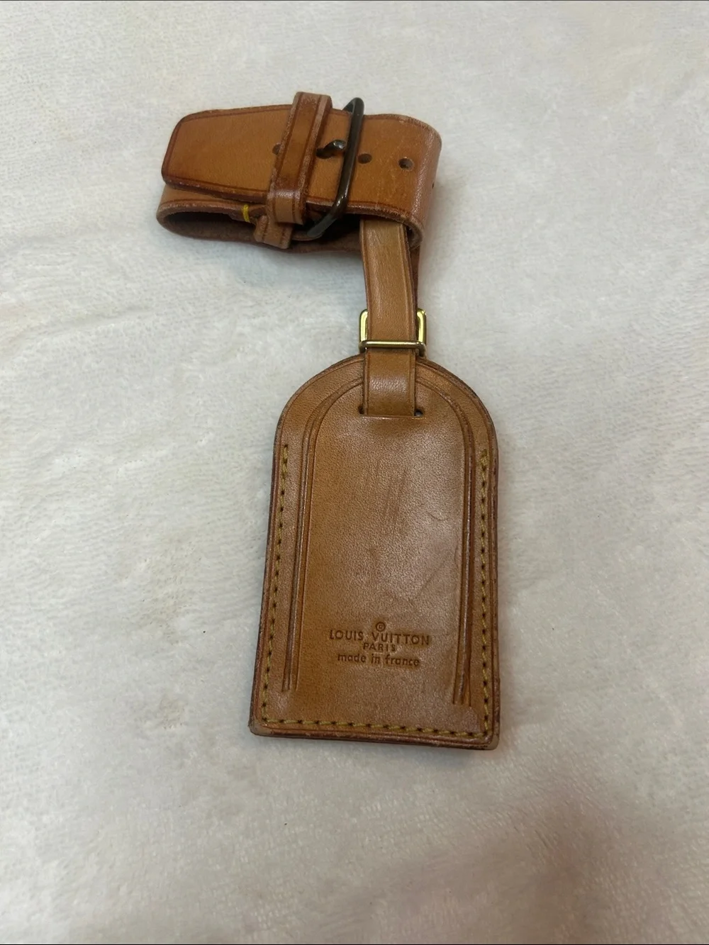 Louis Vuitton Tan Leather Luggage Tag with Gold-Tone Buckle and handle strap